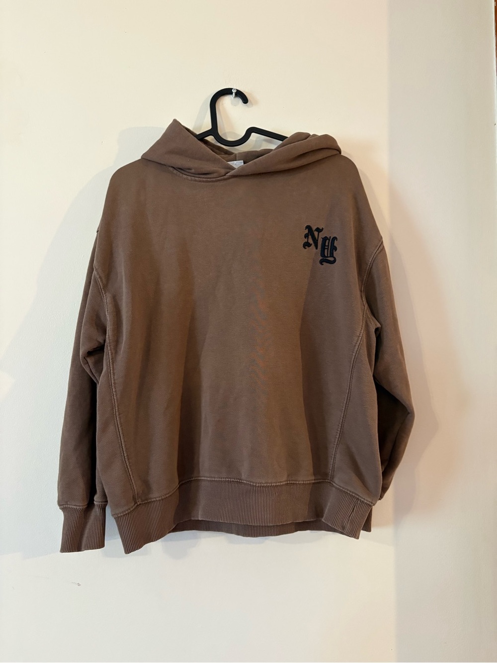 Zara Boys Brown Hooded Sweatshirt with NY Chest Script Logo 11/12